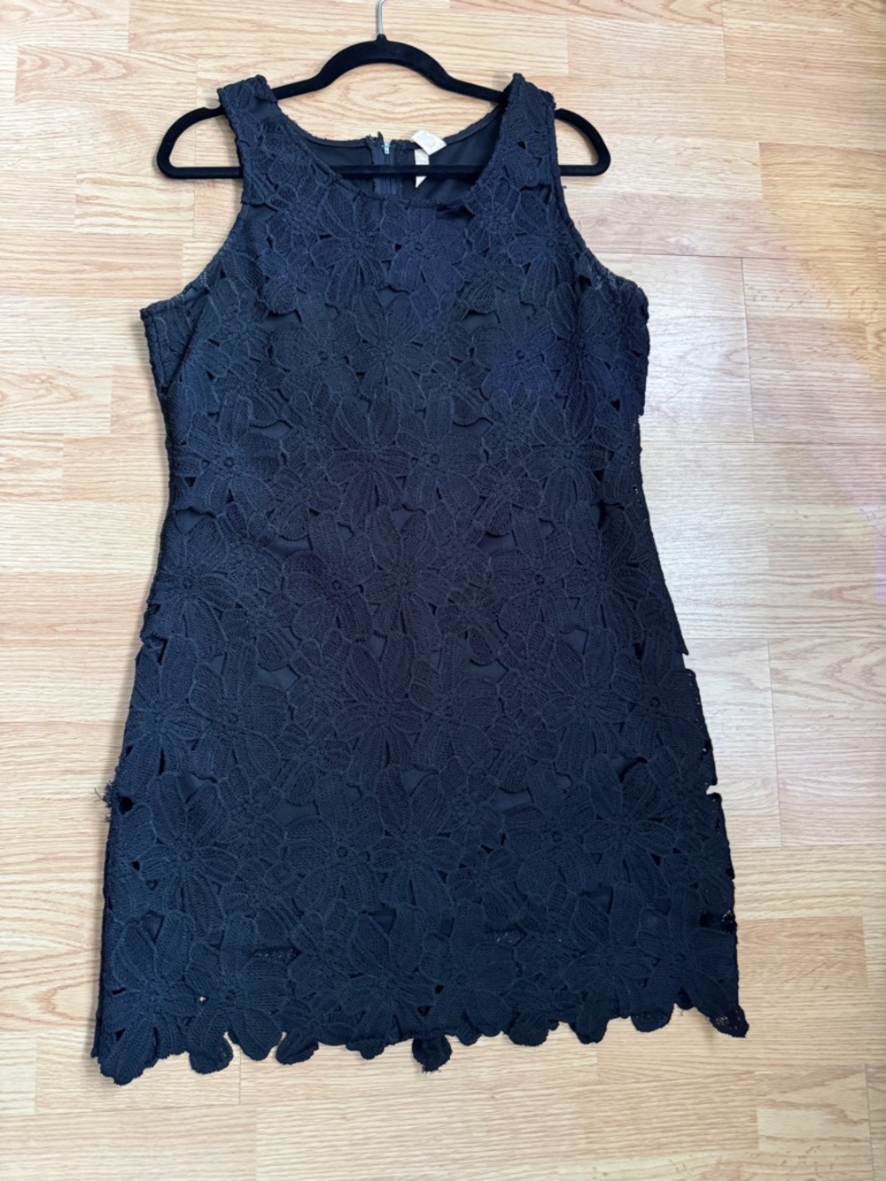 Sleeveless Black Lace Shift Dress - Brand: Japna